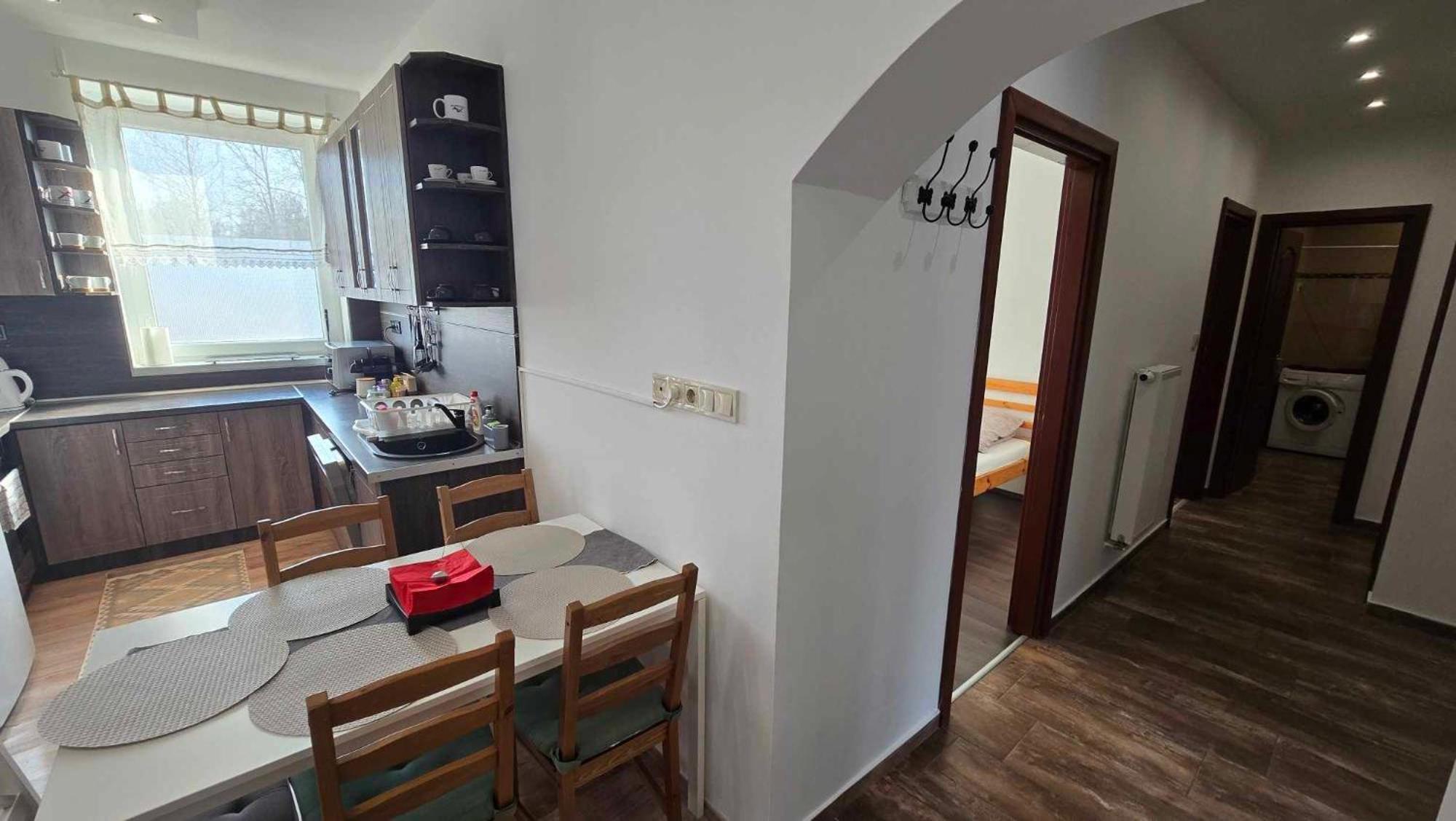 Aqua Apartman Tiszaújváros Eksteriør billede